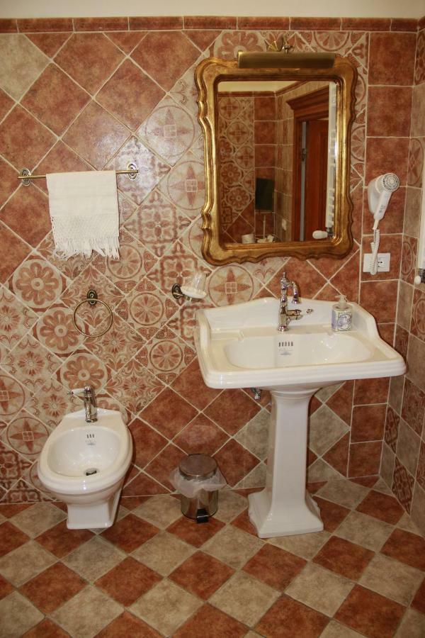 Guest House Domo Florenzia Buitenkant foto
